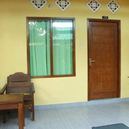 Melbao Homestay Νησιά Γκίλι Εξωτερικό φωτογραφία