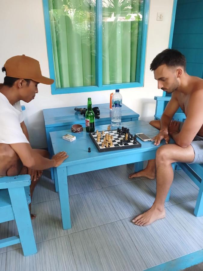 Melbao Homestay Νησιά Γκίλι Εξωτερικό φωτογραφία
