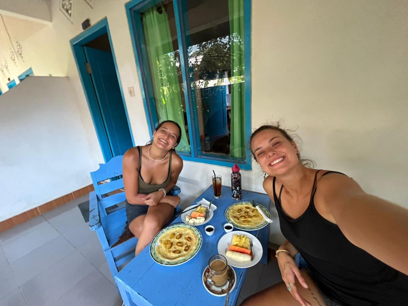 Melbao Homestay Νησιά Γκίλι Εξωτερικό φωτογραφία