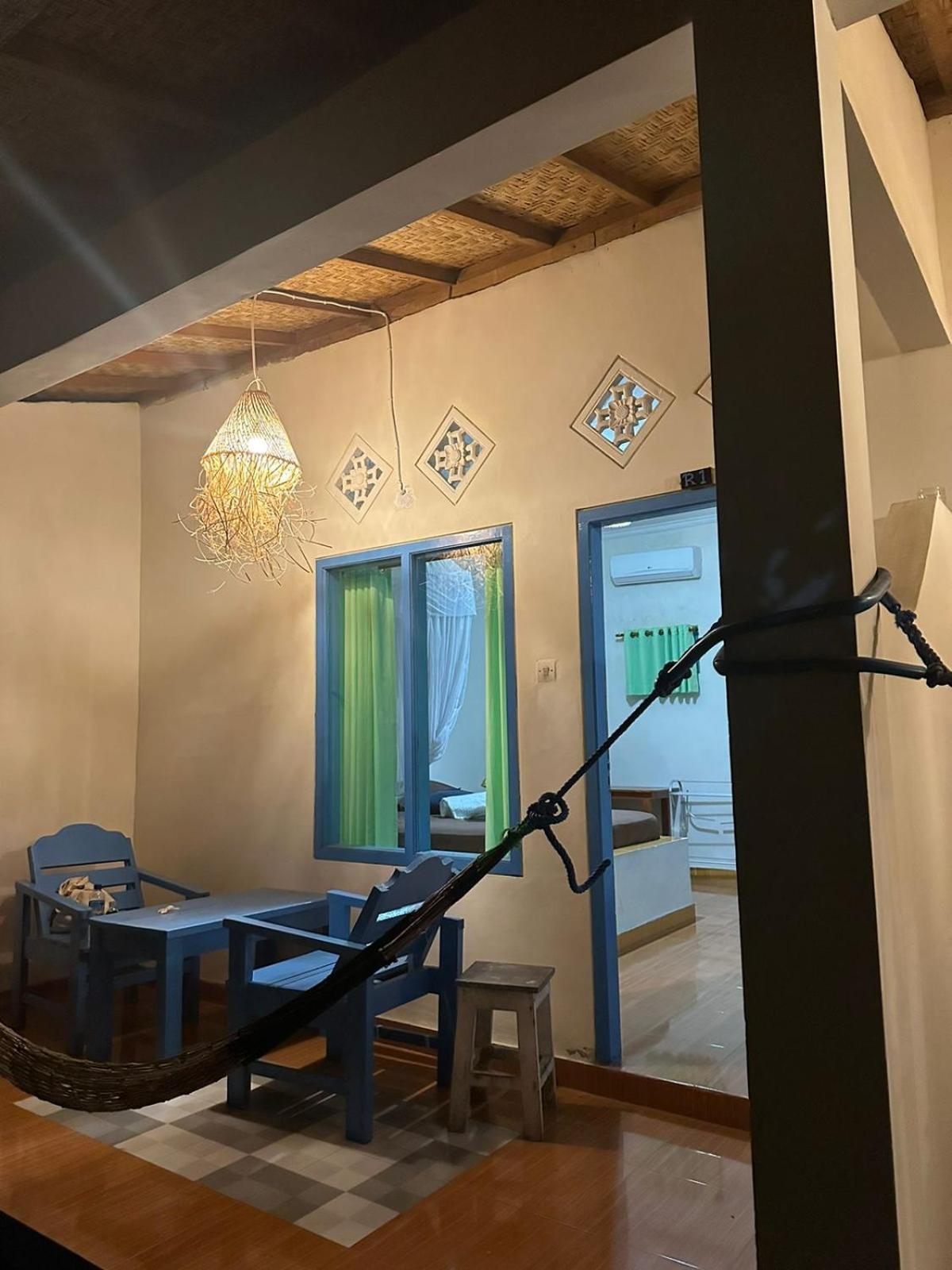 Melbao Homestay Νησιά Γκίλι Εξωτερικό φωτογραφία