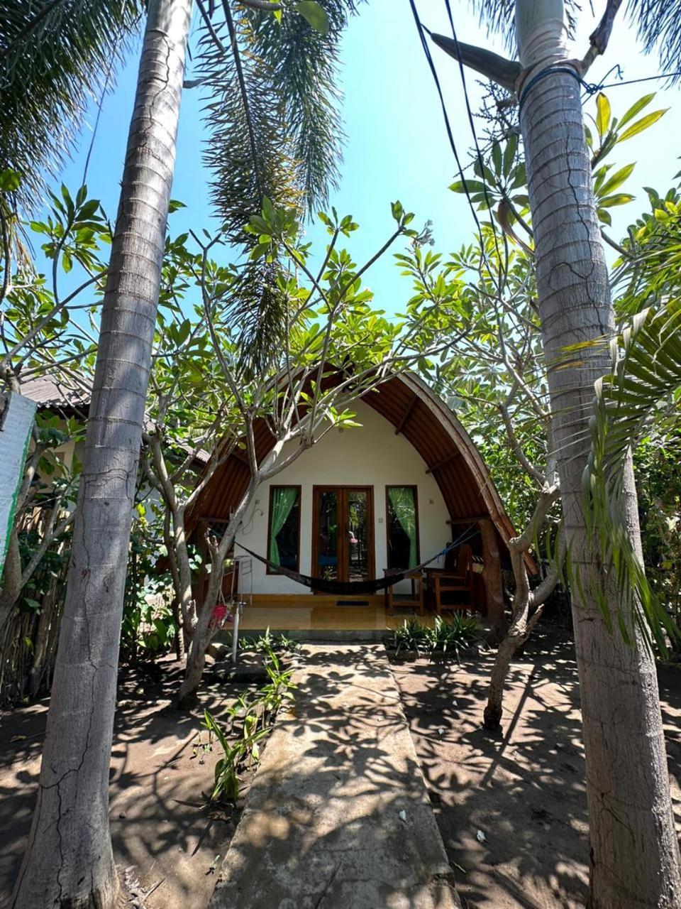 Melbao Homestay Νησιά Γκίλι Εξωτερικό φωτογραφία