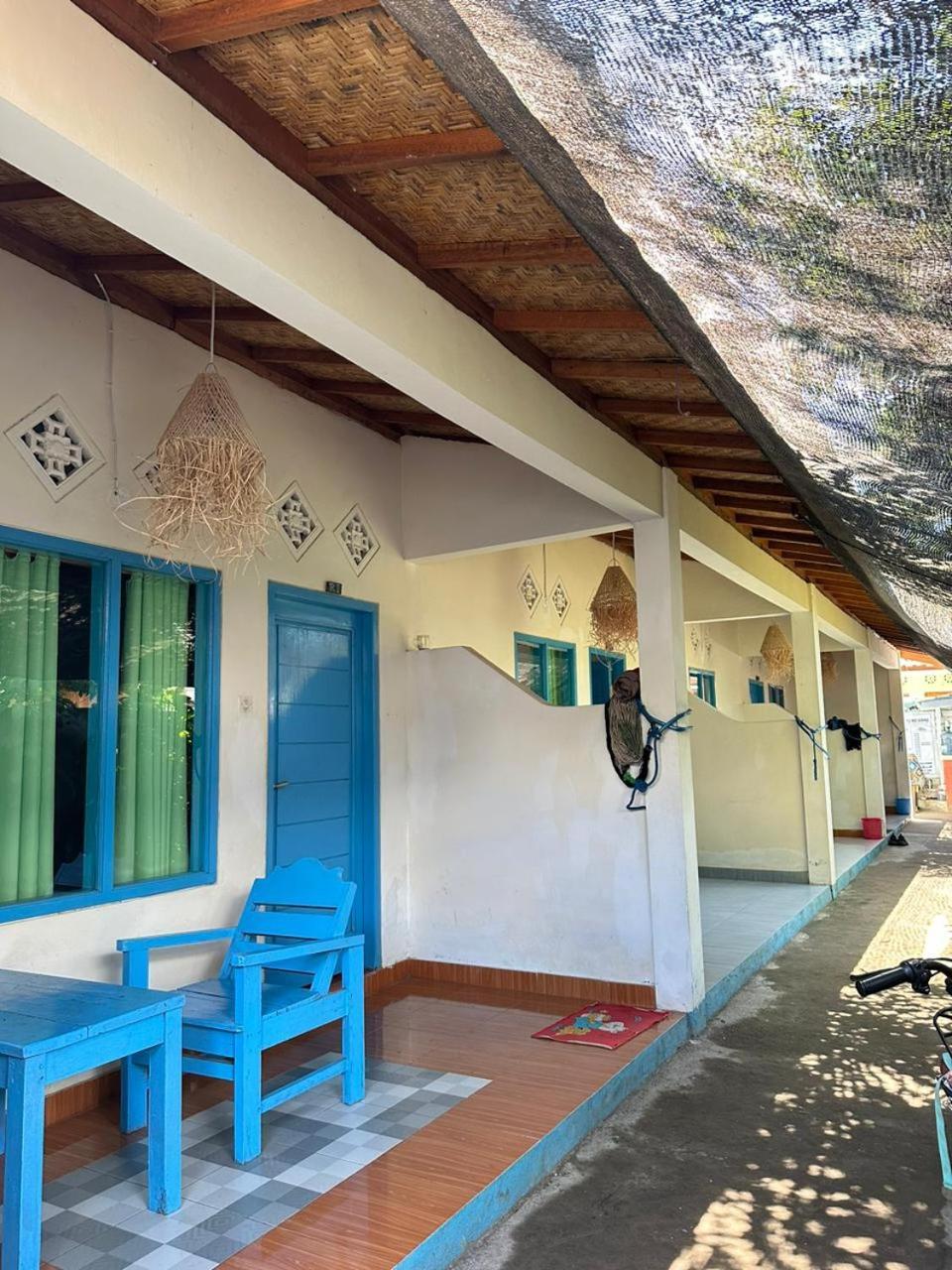Melbao Homestay Νησιά Γκίλι Εξωτερικό φωτογραφία