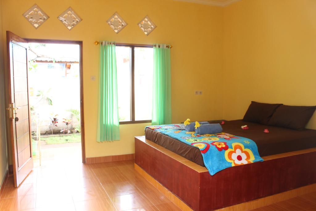 Melbao Homestay Νησιά Γκίλι Εξωτερικό φωτογραφία
