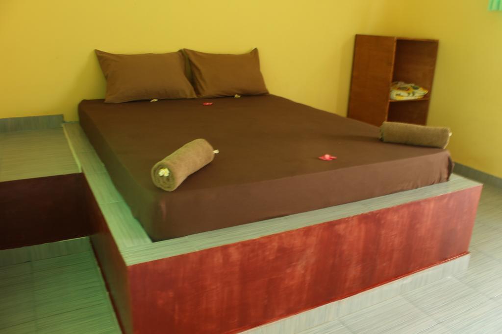 Melbao Homestay Νησιά Γκίλι Δωμάτιο φωτογραφία