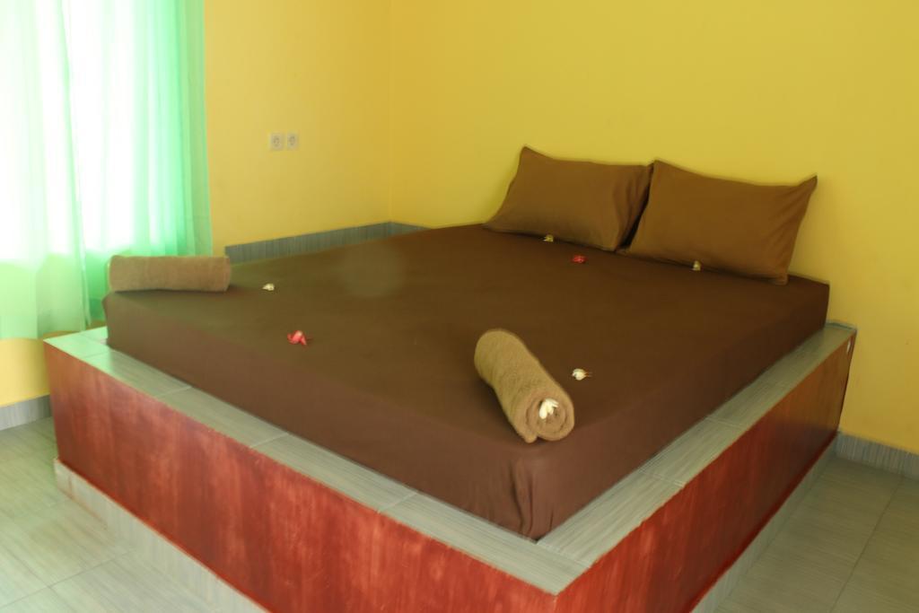 Melbao Homestay Νησιά Γκίλι Δωμάτιο φωτογραφία