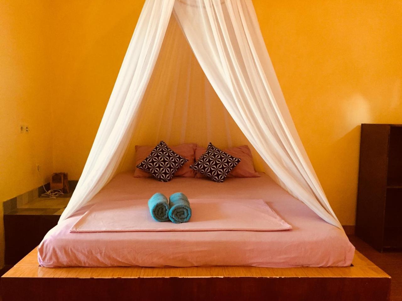 Melbao Homestay Νησιά Γκίλι Εξωτερικό φωτογραφία