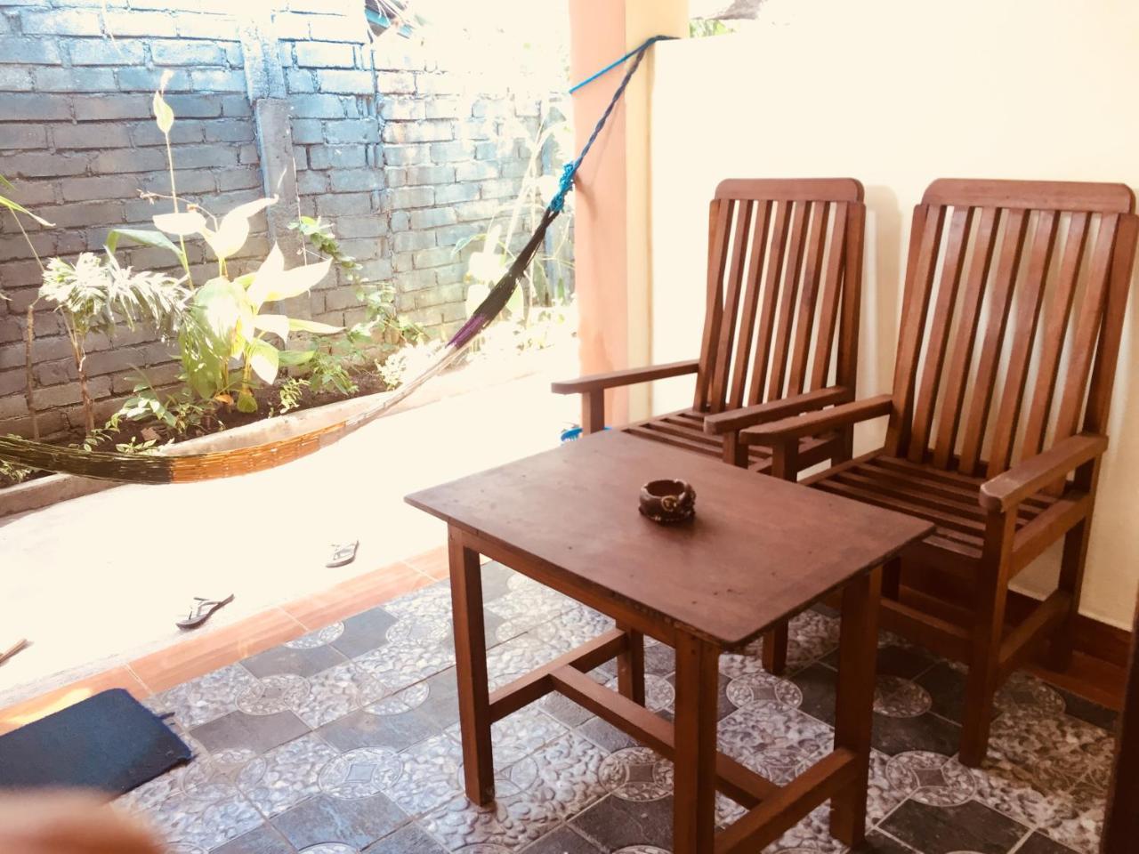 Melbao Homestay Νησιά Γκίλι Εξωτερικό φωτογραφία