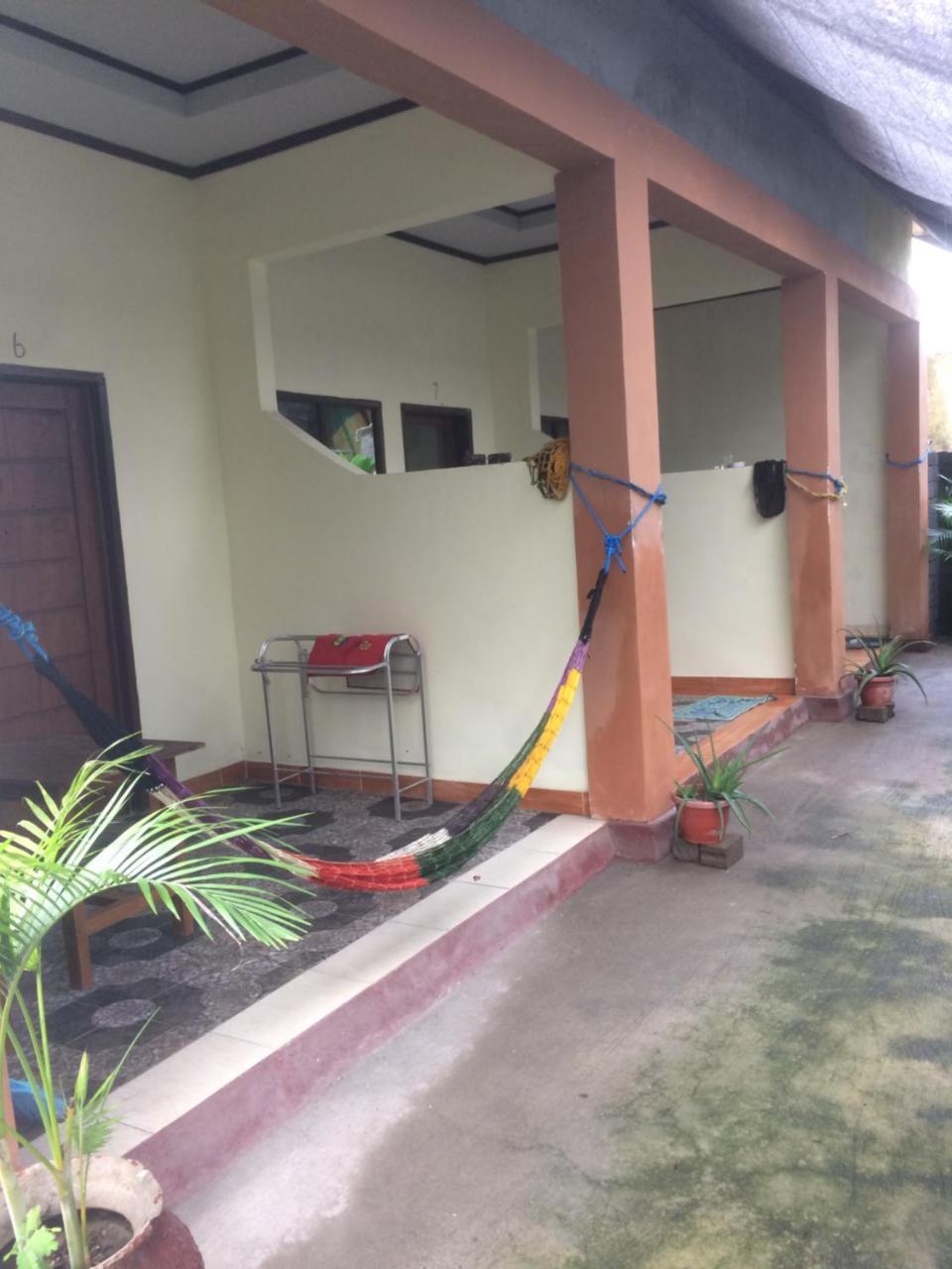 Melbao Homestay Νησιά Γκίλι Εξωτερικό φωτογραφία